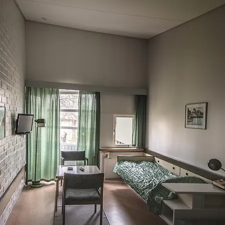 Marine מלון רסבורג