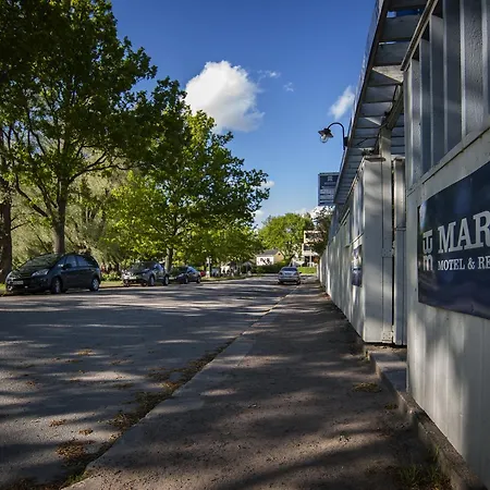 Marine Hotel 3*